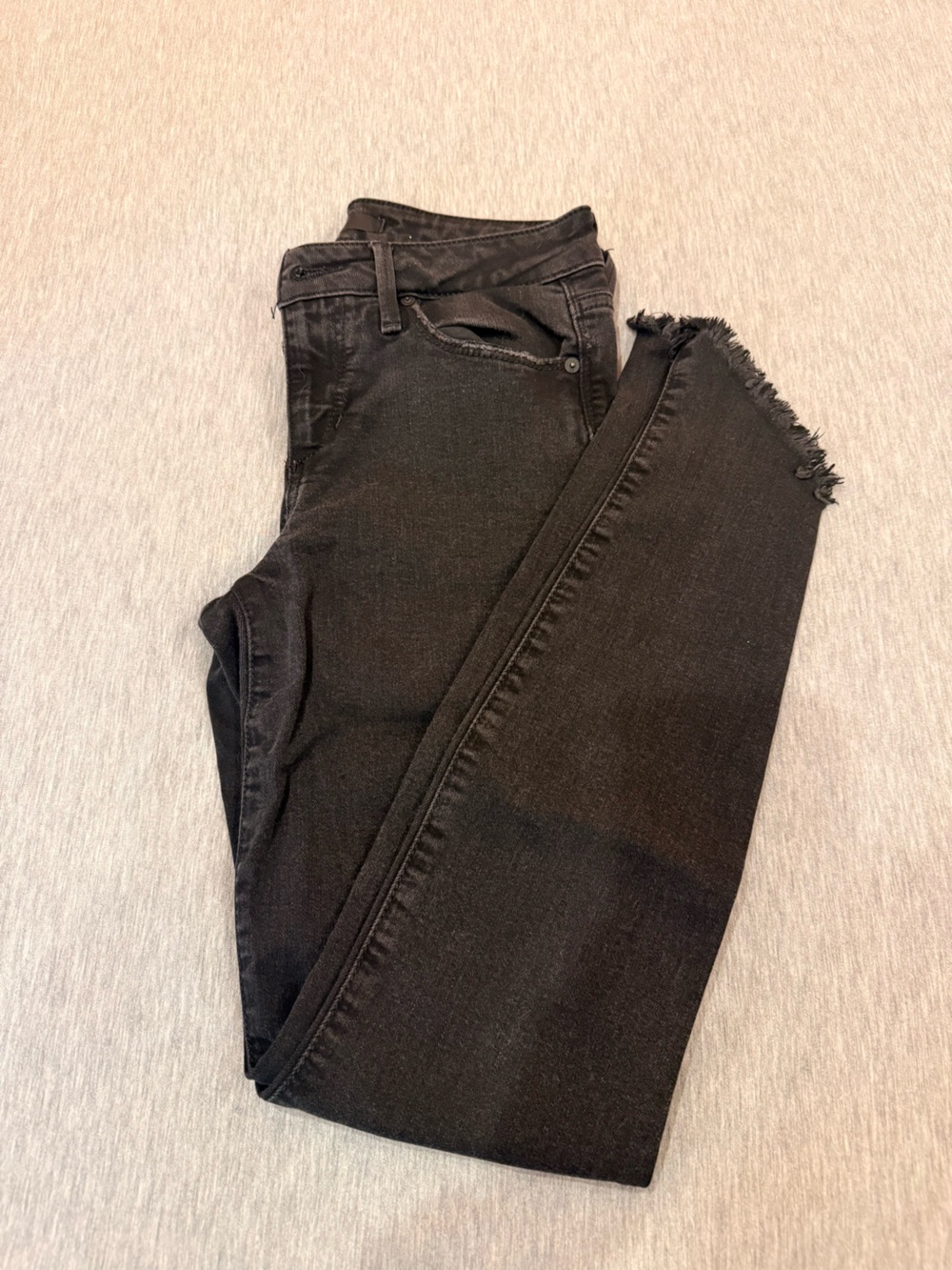 Joe's Jeans Black Raw-Hem Ankle Jeans Size 25